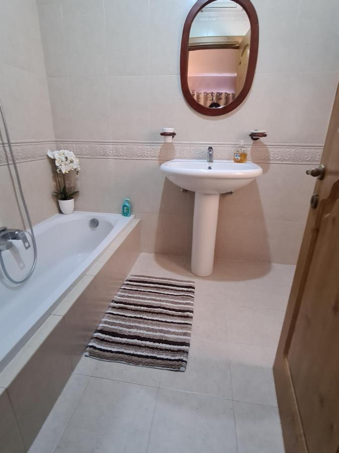 Beautiful Central Apartment With Pool St. Paul's Bay Buitenkant foto